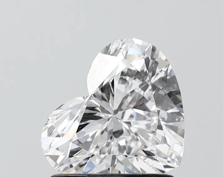 1.07ct Heart Lab Grown Diamond (Colour D, Clarity VVS2, IGI Certified)