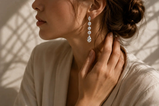Why Minimalist Jewellery Defines Modern Elegance