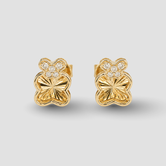 Petal Charm Dancing Stud Earrings